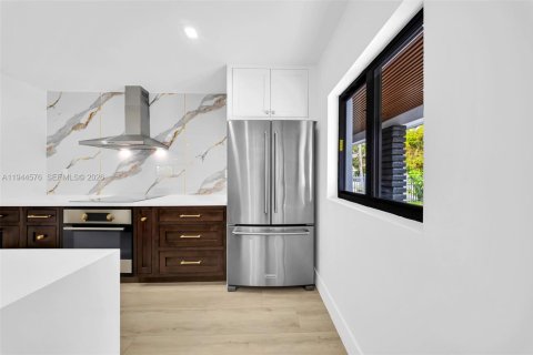 Casa en venta en North Miami, Florida, 3 dormitorios, 120.77 m2 № 2002398 - foto 29
