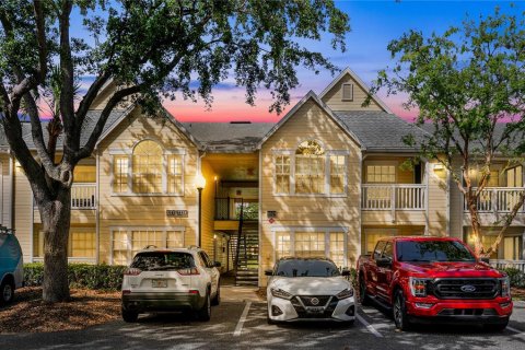 Condo in Orlando, Florida, 1 bedroom  № 1775685 - photo 1