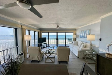 Copropriété à louer à New Smyrna Beach, Floride: 3 chambres, 115.2 m2 № 2108452 - photo 2