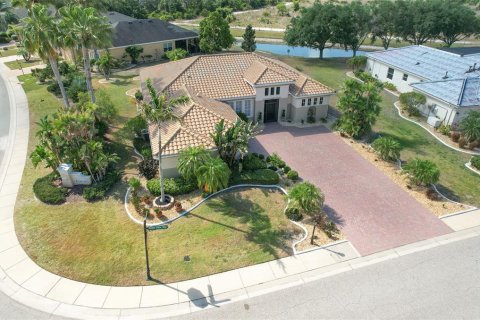 House in Sun City Center, Florida 3 bedrooms, 186.92 sq.m. № 2197051