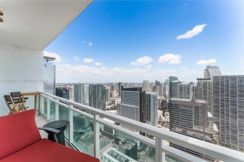 Copropriété à louer à Miami, Floride: 3 chambres, 163.79 m2 № 2363858 - photo 5
