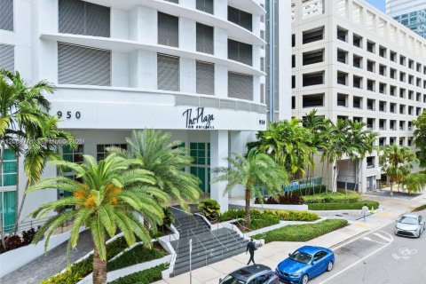 Copropriété à louer à Miami, Floride: 3 chambres, 163.79 m2 № 2363858 - photo 23