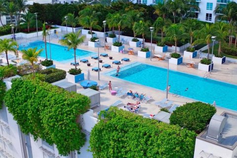Copropriété à louer à Miami, Floride: 3 chambres, 163.79 m2 № 2363858 - photo 24