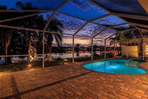 House in Port Charlotte, Florida 3 bedrooms, 160.44 sq.m. № 2207168