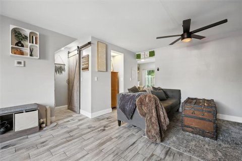 Touwnhouse à vendre à Winter Park, Floride: 2 chambres, 95.78 m2 № 1918691 - photo 7