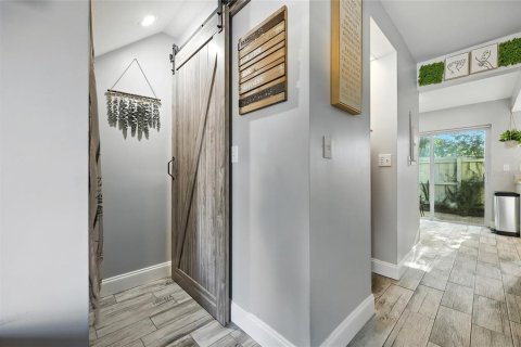 Touwnhouse à vendre à Winter Park, Floride: 2 chambres, 95.78 m2 № 1918691 - photo 9