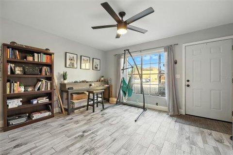 Touwnhouse à vendre à Winter Park, Floride: 2 chambres, 95.78 m2 № 1918691 - photo 4