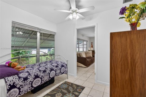 Casa en venta en Lauderdale Lakes, Florida, 2 dormitorios, 127.46 m2 № 2154594 - foto 29