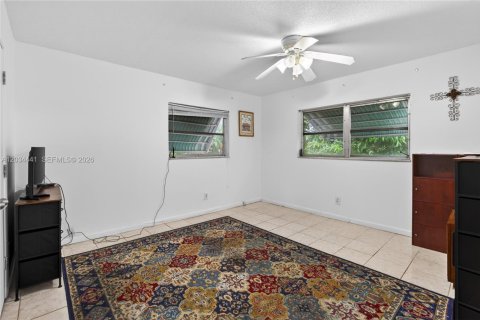 Casa en venta en Lauderdale Lakes, Florida, 2 dormitorios, 127.46 m2 № 2154594 - foto 25