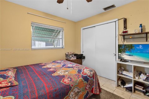 Casa en venta en Lauderdale Lakes, Florida, 2 dormitorios, 127.46 m2 № 2154594 - foto 20