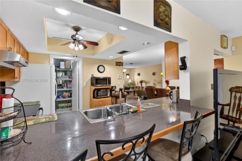 Casa en venta en Lauderdale Lakes, Florida, 2 dormitorios, 127.46 m2 № 2154594 - foto 16
