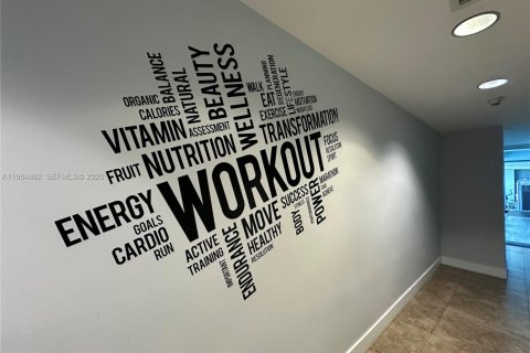 Copropriété à louer à Miami, Floride: 2 chambres, 88.72 m2 № 2045881 - photo 12