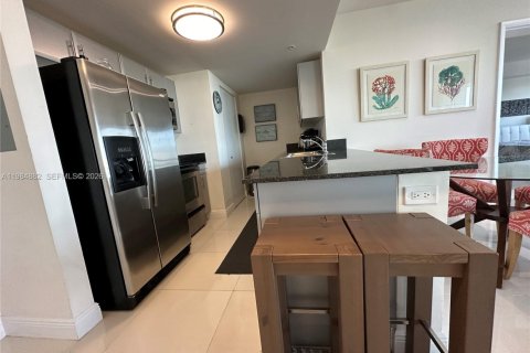 Copropriété à louer à Miami, Floride: 2 chambres, 88.72 m2 № 2045881 - photo 24