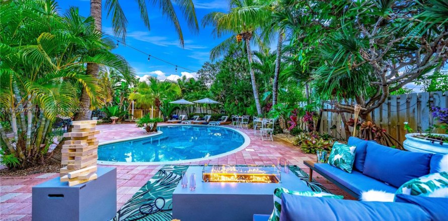 Villa ou maison à Oakland Park, Floride 5 chambres, 413.04 m2 № 1985317