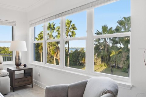 Condo in Bradenton, Florida, 3 bedrooms № 2141940 - photo 16