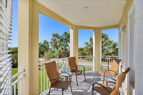 Condo in Bradenton, Florida, 3 bedrooms № 2141940 - photo 2
