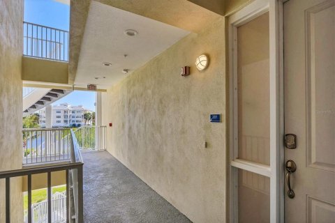 Condo in Bradenton, Florida, 3 bedrooms № 2141940 - photo 6