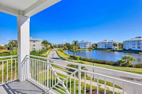 Condo in Bradenton, Florida, 3 bedrooms № 2141940 - photo 28