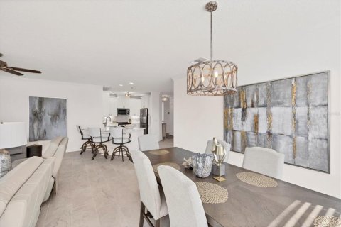 Condo in Bradenton, Florida, 3 bedrooms № 2141940 - photo 19