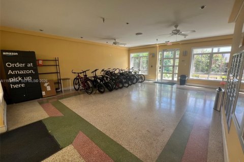 Condominio en venta en Miami Beach, Florida, 2 dormitorios, 66.89 m2 № 2044526 - foto 27