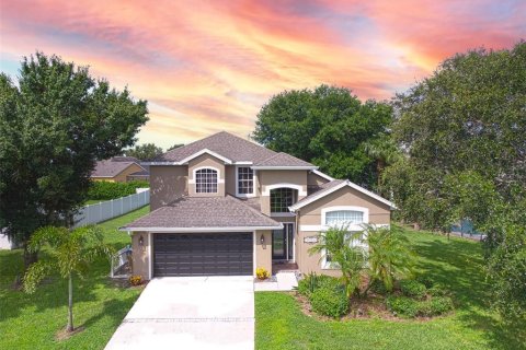 Villa ou maison à Kissimmee, Floride 6 chambres, 248.7 m2 № 2108815