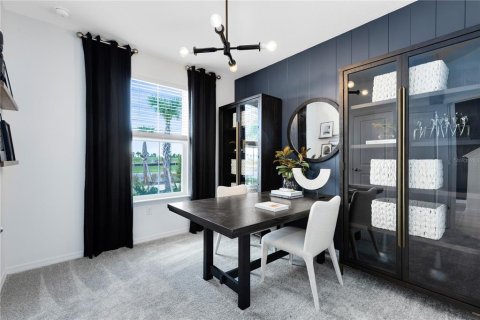 Townhouse in Orlando, Florida 4 bedrooms, 171.59 sq.m. № 2152240 - photo 3