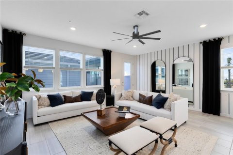 Townhouse in Orlando, Florida 4 bedrooms, 171.59 sq.m. № 2152240 - photo 13