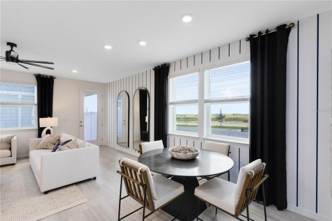 Townhouse in Orlando, Florida 4 bedrooms, 171.59 sq.m. № 2152240 - photo 11