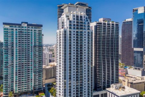 Condo in Miami, Florida, 1 bedroom  № 1929252 - photo 6