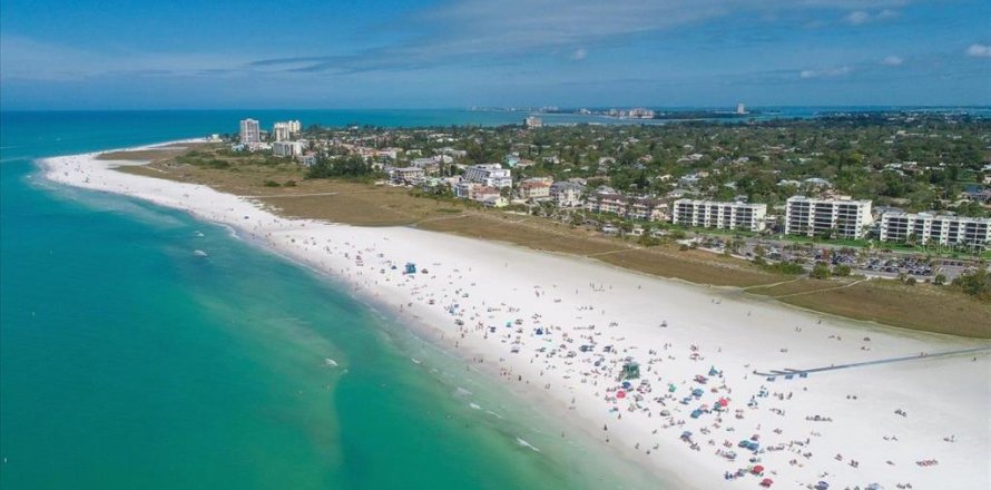 Villa ou maison à Sarasota, Floride 2 chambres, 77.67 m2 № 2125753