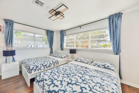 Купить виллу или дом в Майами, Флорида 5 спален, 193.89м2, № 2174618 - фото 2