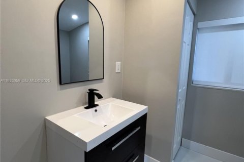 Villa ou maison à vendre à Fort Lauderdale, Floride: 3 chambres, 97.27 m2 № 1983551 - photo 9