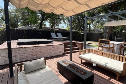 Villa ou maison à vendre à Fort Lauderdale, Floride: 3 chambres, 97.27 m2 № 1983551 - photo 14