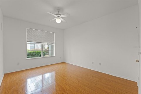Condo in Orlando, Florida, 2 bedrooms  № 1833202 - photo 15
