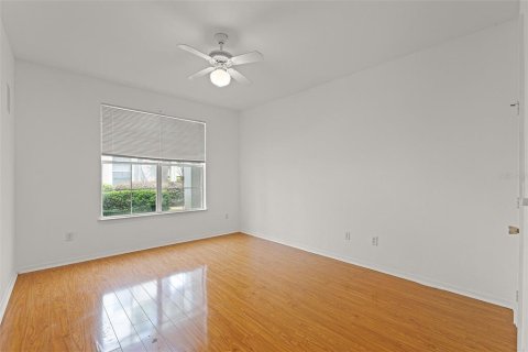 Condo in Orlando, Florida, 2 bedrooms  № 1833202 - photo 16
