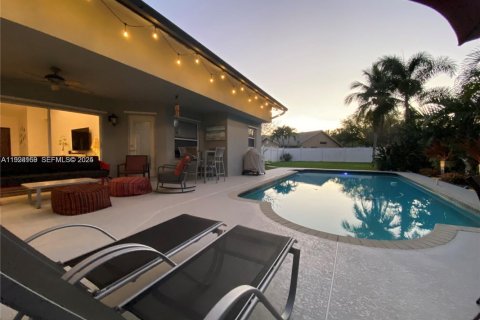 Villa ou maison à louer à Cooper City, Floride: 4 chambres, 189.89 m2 № 1987345 - photo 7