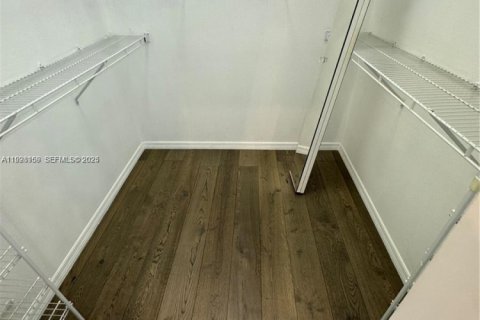 Villa ou maison à louer à Cooper City, Floride: 4 chambres, 189.89 m2 № 1987345 - photo 22