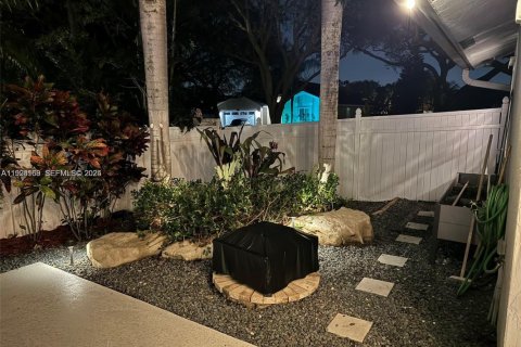 Villa ou maison à louer à Cooper City, Floride: 4 chambres, 189.89 m2 № 1987345 - photo 4