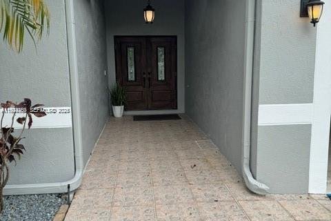 Villa ou maison à louer à Cooper City, Floride: 4 chambres, 189.89 m2 № 1987345 - photo 8