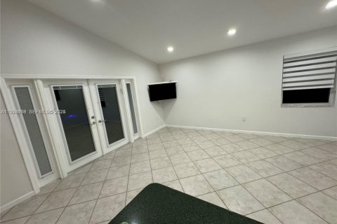 Villa ou maison à louer à Cooper City, Floride: 4 chambres, 189.89 m2 № 1987345 - photo 28