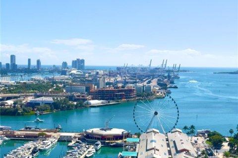 Кондоминиум с 1 спальней в Майами, Флорида № 2018195