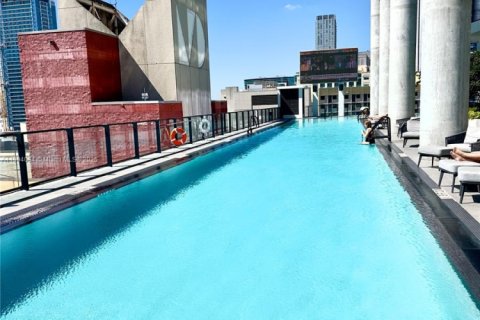 Купить кондоминиум в Майами, Флорида 1 спальня, № 2018195 - фото 24