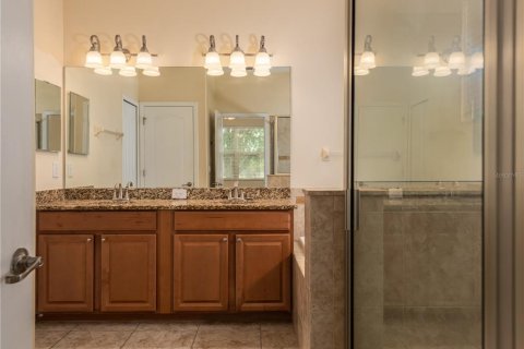 Villa ou maison à louer à Tampa, Floride: 3 chambres, 176.51 m2 № 2405177 - photo 23