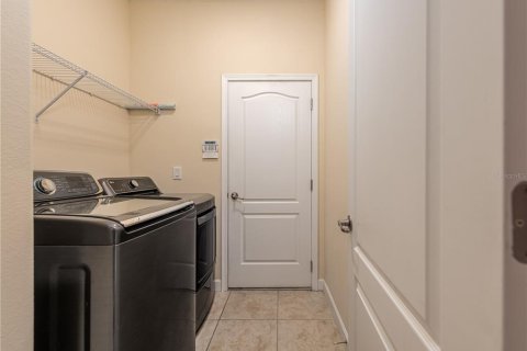 Villa ou maison à louer à Tampa, Floride: 3 chambres, 176.51 m2 № 2405177 - photo 25