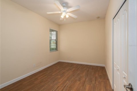 Villa ou maison à louer à Tampa, Floride: 3 chambres, 176.51 m2 № 2405177 - photo 15