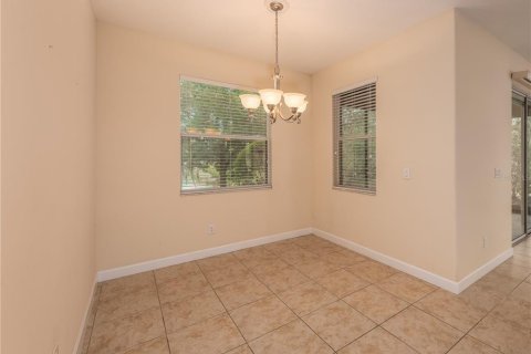 Villa ou maison à louer à Tampa, Floride: 3 chambres, 176.51 m2 № 2405177 - photo 13