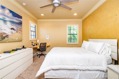 House in Boynton Beach, Florida 6 bedrooms, 500.09 sq.m. № 2010564 - photo 10