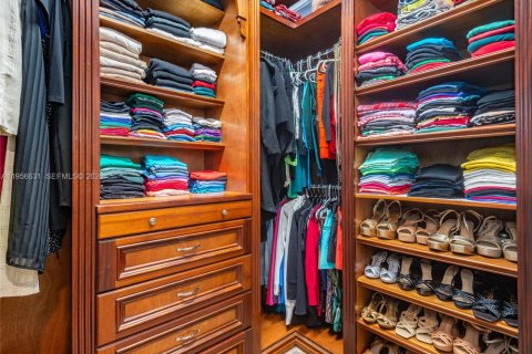 House in Boynton Beach, Florida 6 bedrooms, 500.09 sq.m. № 2010564 - photo 27