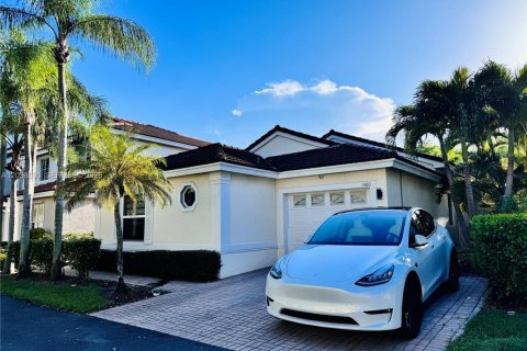 Casa en venta en Hollywood, Florida, 4 dormitorios, 131.92 m2 № 2183368 - foto 16