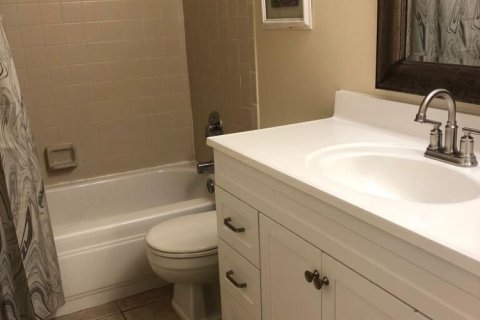 Condo in Delray Beach, Florida, 2 bedrooms  № 2086542 - photo 25